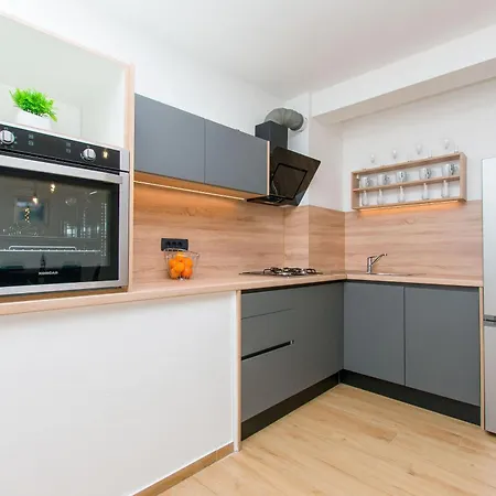 Apartamento Petea *